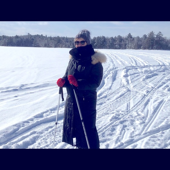 Meet your Posher, Michelle - Picture 1 of 1